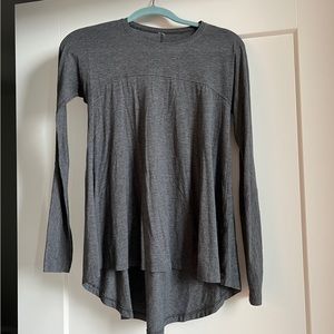 Lululemon gray long sleeve